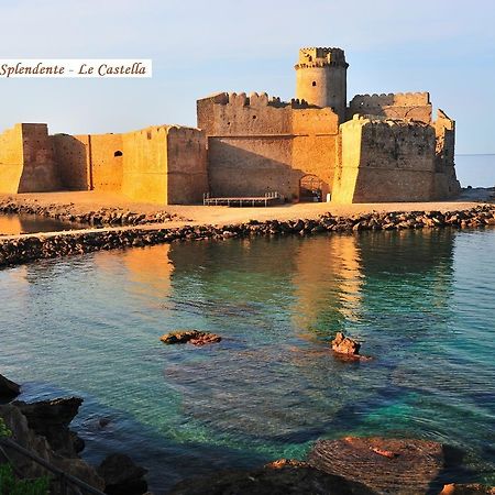 Camping Costa Splendente Sul Mare Hotel Le Castella  Exterior foto