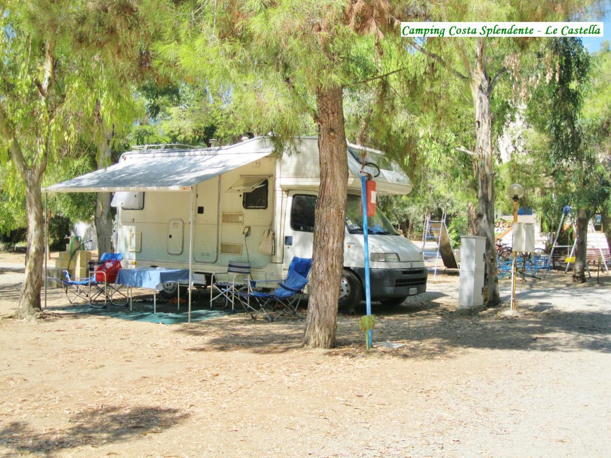 Camping Costa Splendente Sul Mare Hotel Le Castella  Exterior foto