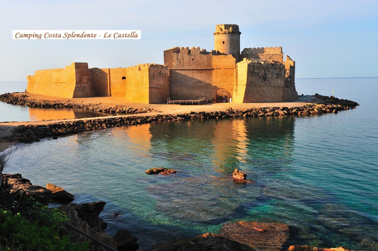 Camping Costa Splendente Sul Mare Hotel Le Castella  Exterior foto